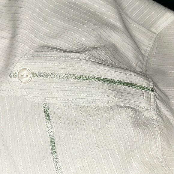 XL GUESS 100% Cotton Dress Shirt with Mint Green Stripes and Textured Fabric - Picture 6 of 11